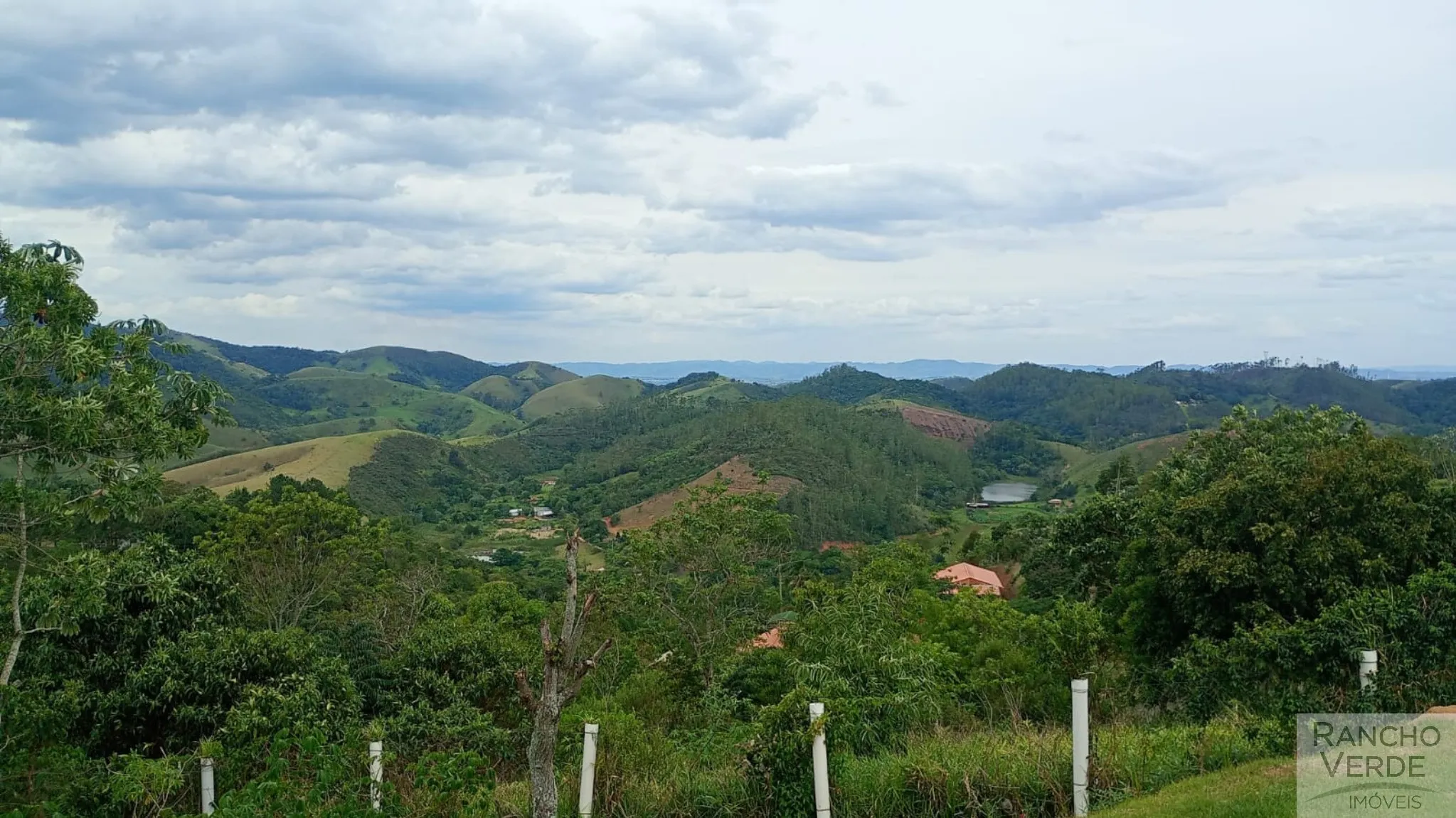 Chácara à venda de 2.500 m² em São José dos Campos, SP, Brasil