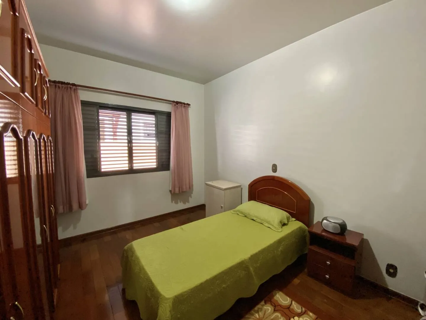 Casa à venda de 257 m² em Piraju, SP, Brasil