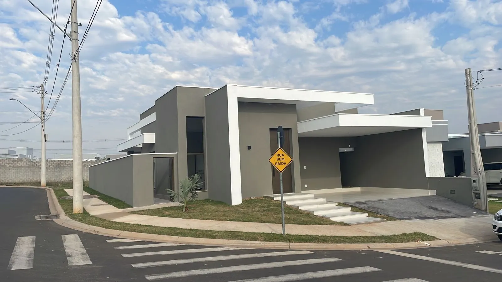 Casa à venda de 300 m² em Nova Odessa, SP, Brasil