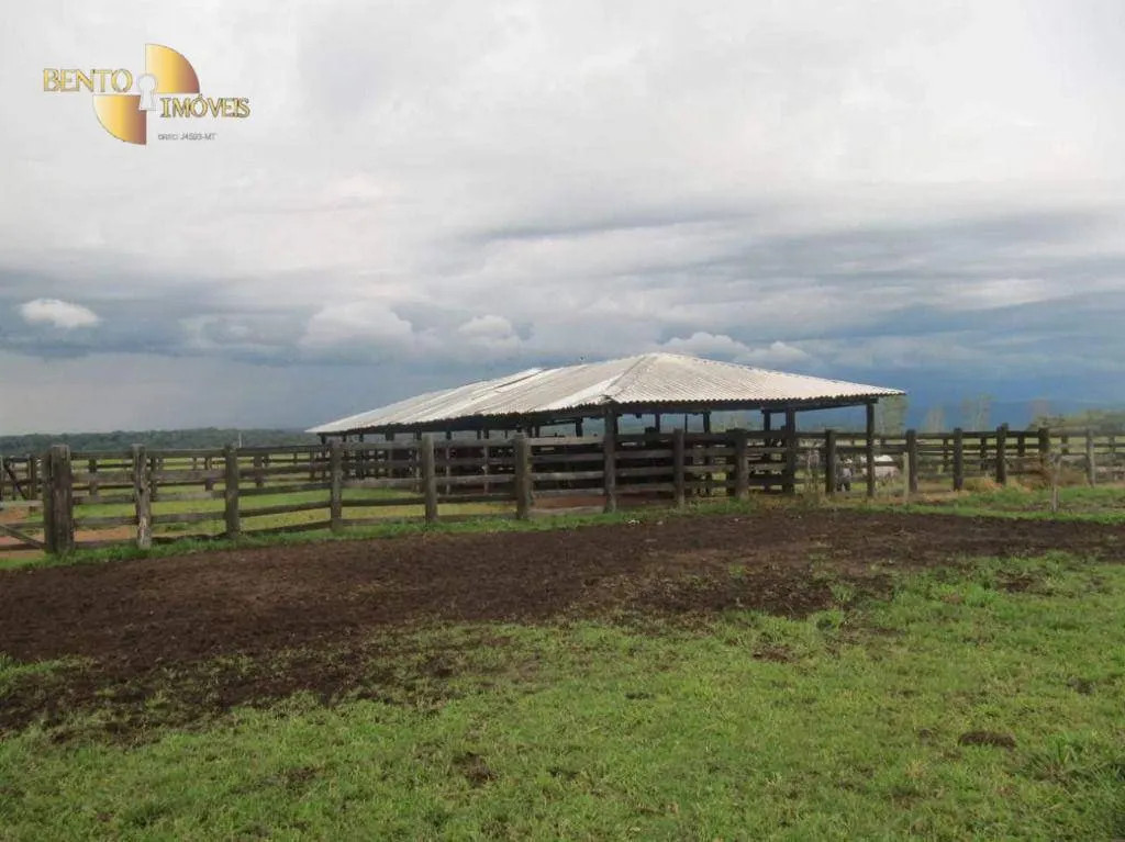 Fazenda à venda de 2.541 ha em Pontes e Lacerda, MT, Brasil