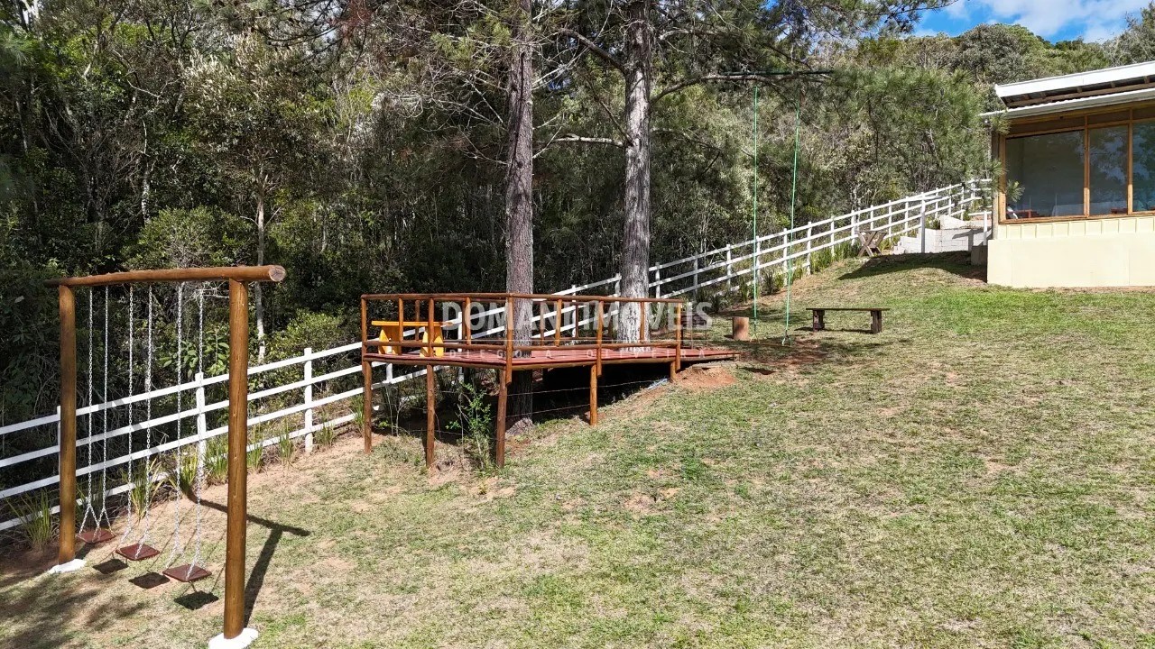 Casa à venda de 1.630 m² em Campos do Jordão, SP, Brasil