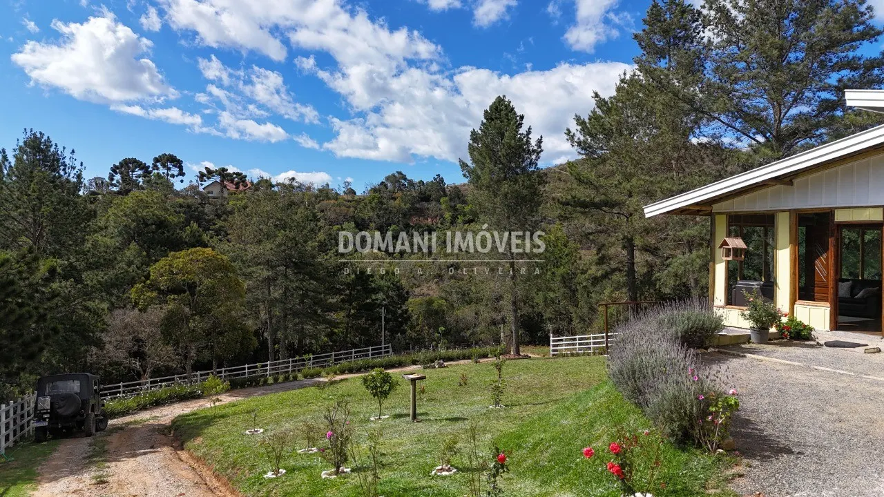 Casa à venda de 1.630 m² em Campos do Jordão, SP, Brasil