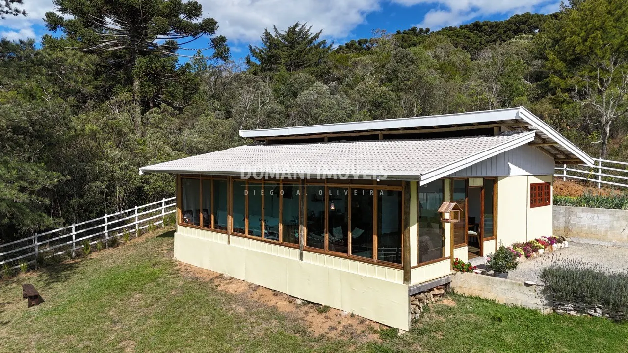 Casa à venda de 1.630 m² em Campos do Jordão, SP, Brasil