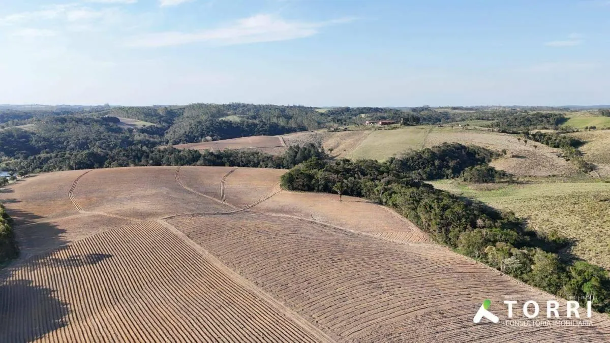 Fazenda à venda de 121 ha em São Miguel Arcanjo, SP, Brasil