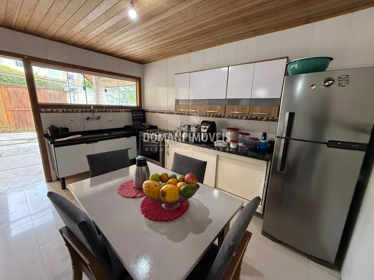 Casa à venda de 212 m² em Campos do Jordão, SP, Brasil