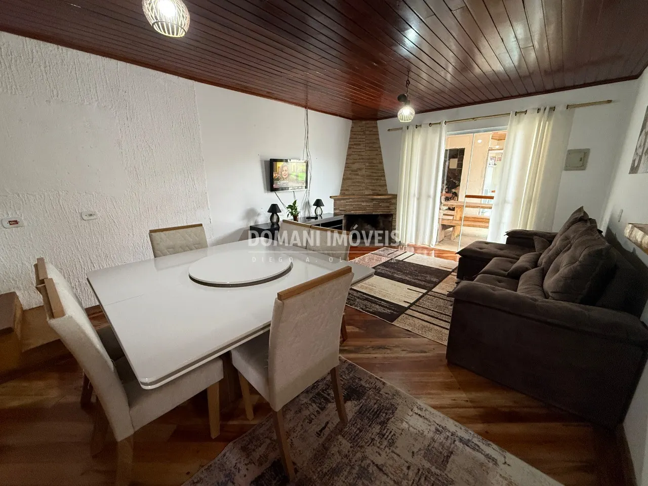 Casa à venda de 212 m² em Campos do Jordão, SP, Brasil
