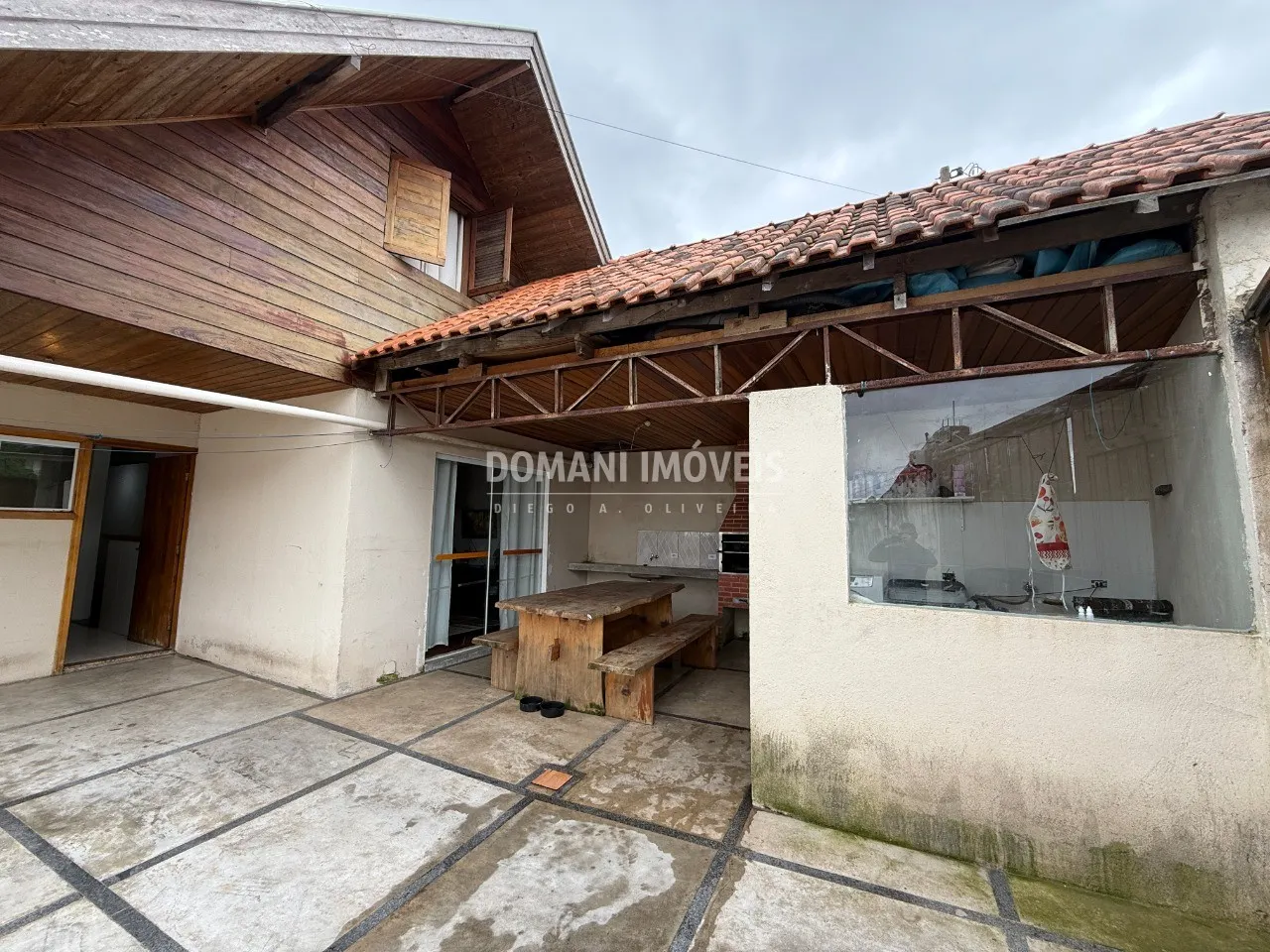 Casa à venda de 212 m² em Campos do Jordão, SP, Brasil