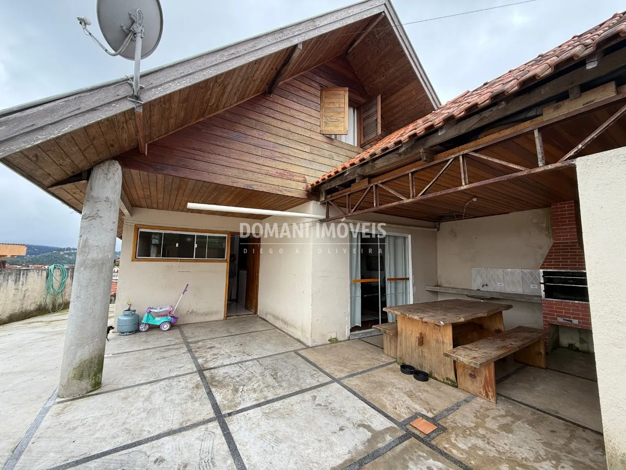 Casa à venda de 212 m² em Campos do Jordão, SP, Brasil