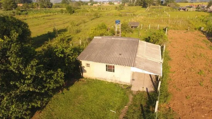 Chácara à venda de 900 m² em Santo Antônio da Patrulha, RS, Brasil