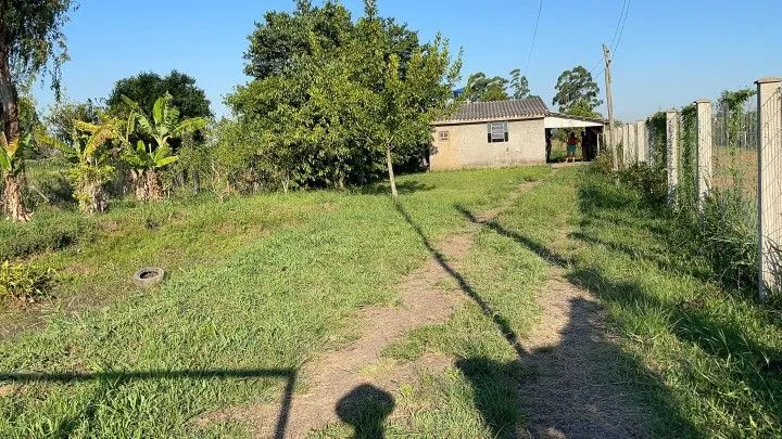 Chácara à venda de 900 m² em Santo Antônio da Patrulha, RS, Brasil
