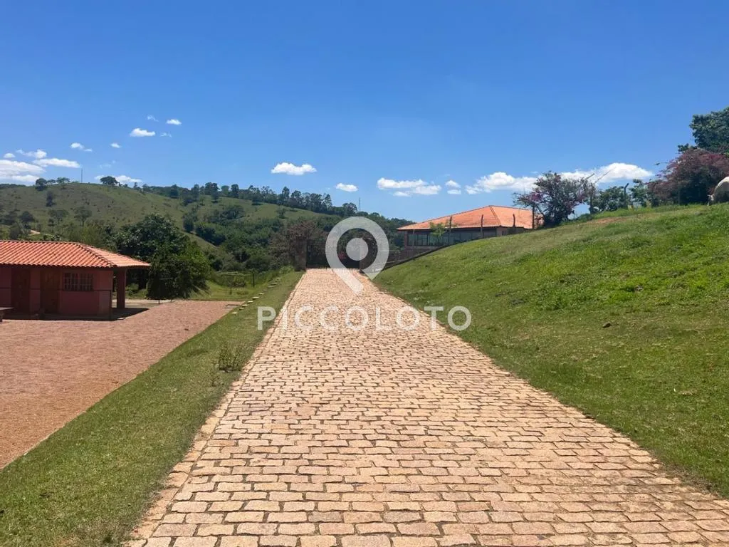 Small farm for sale of 14 acres in Jaguariúna, SP, Brazil