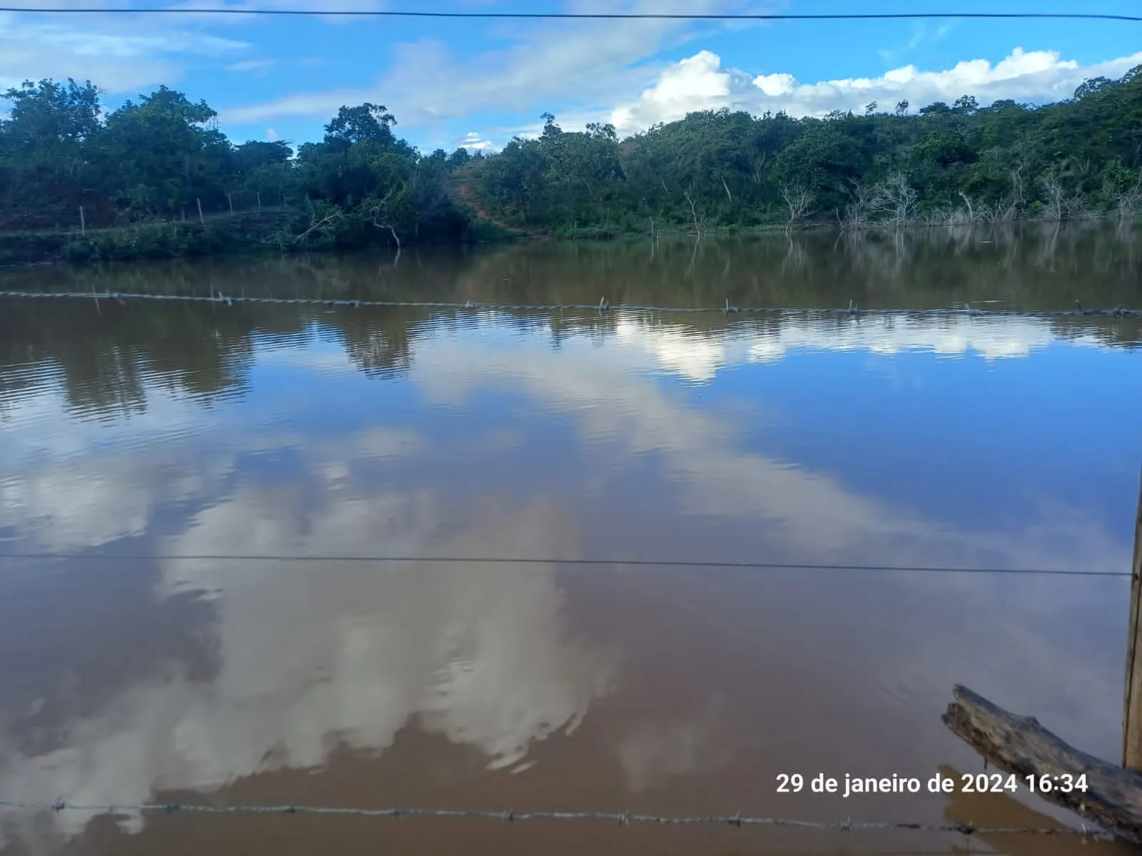 Fazenda à venda de 376 ha em Salinas, MG, Brasil
