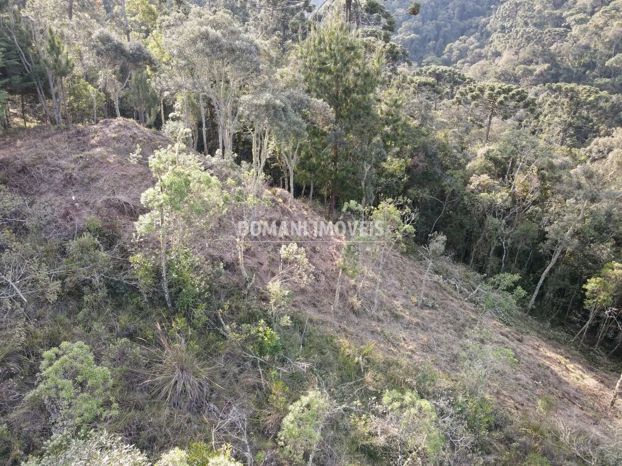 Terreno à venda de 1.380 m² em Campos do Jordão, SP, Brasil