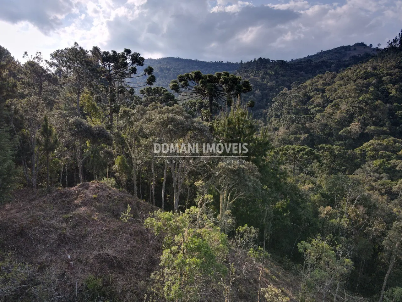 Terreno à venda de 1.380 m² em Campos do Jordão, SP, Brasil