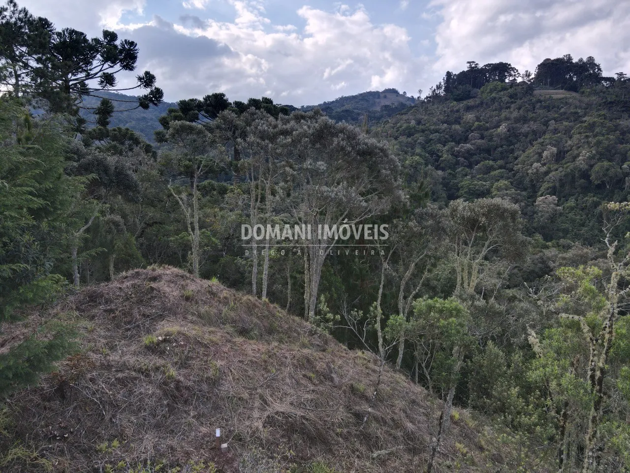 Terreno à venda de 1.380 m² em Campos do Jordão, SP, Brasil