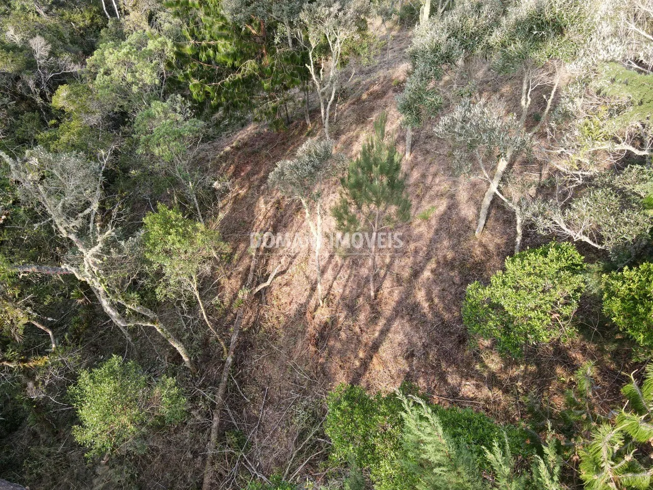 Terreno à venda de 1.380 m² em Campos do Jordão, SP, Brasil