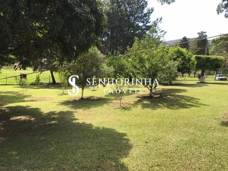 Chácara à venda de 600 m² em Nazaré Paulista, SP, Brasil