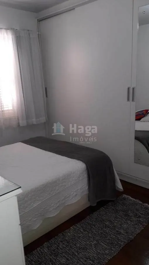 Casa à venda de 198 m² em Brusque, SC, Brasil