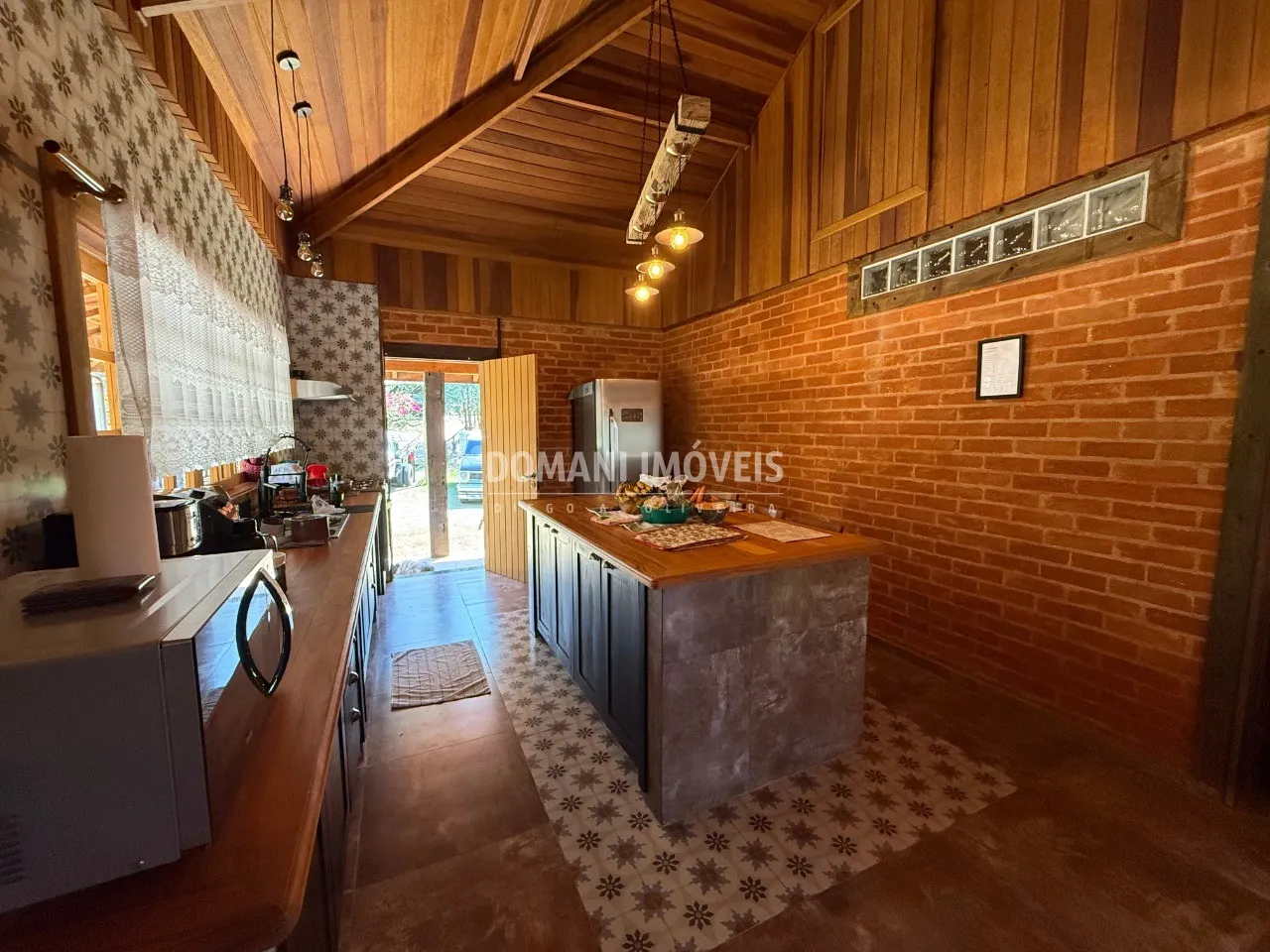House for sale of 1 acres in Campos do Jordão, SP, Brazil