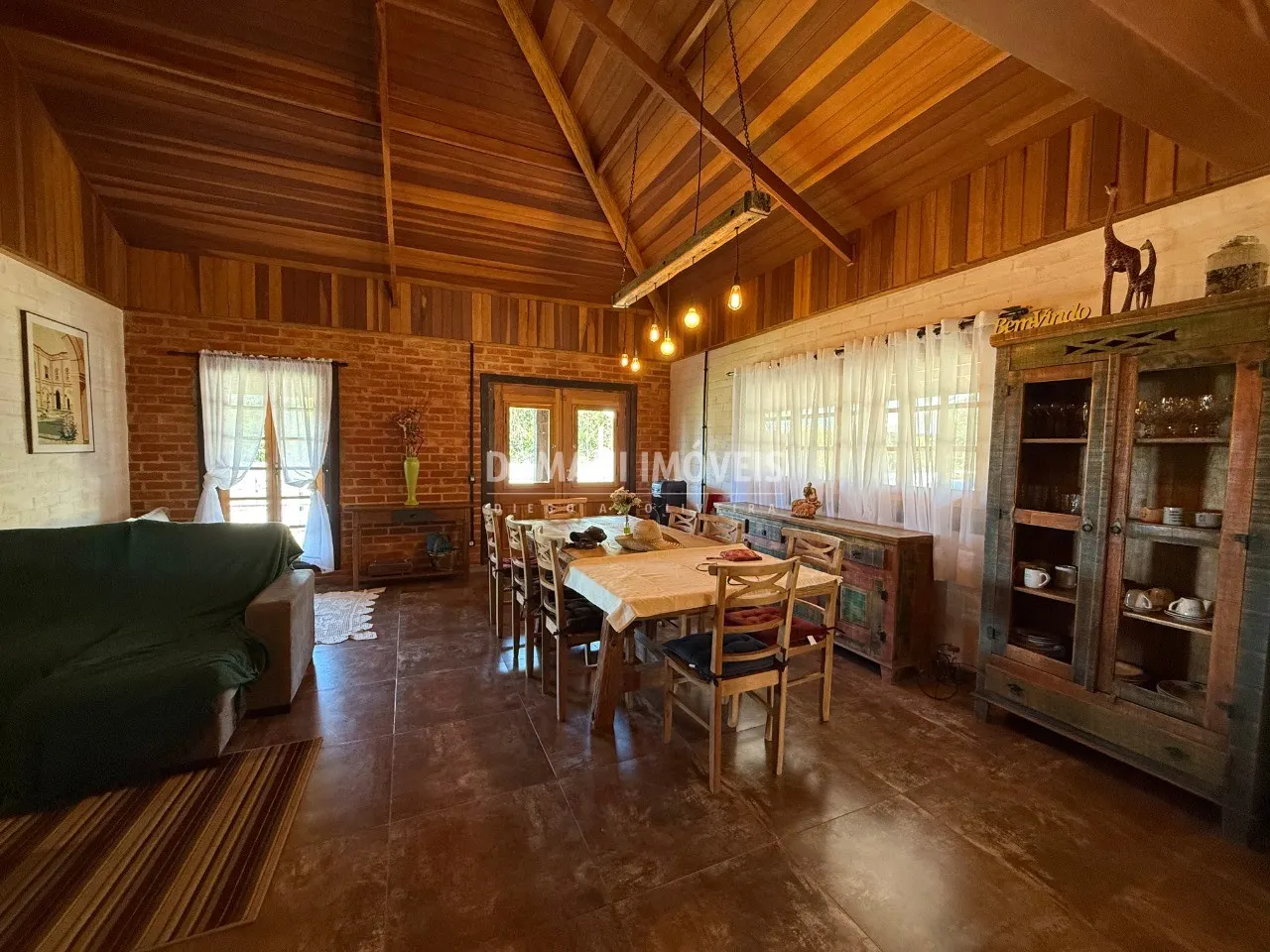 House for sale of 1 acres in Campos do Jordão, SP, Brazil