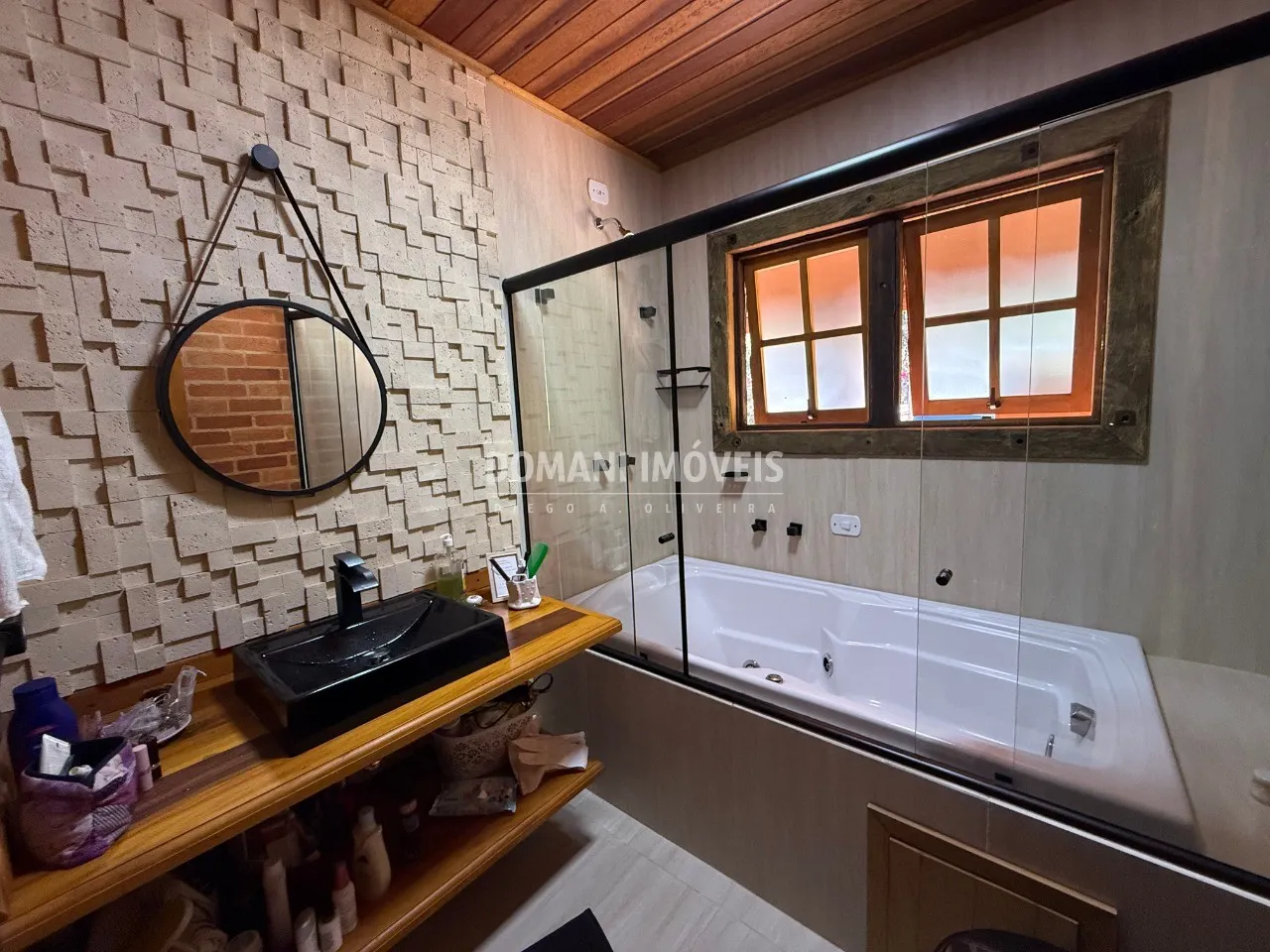 House for sale of 1 acres in Campos do Jordão, SP, Brazil