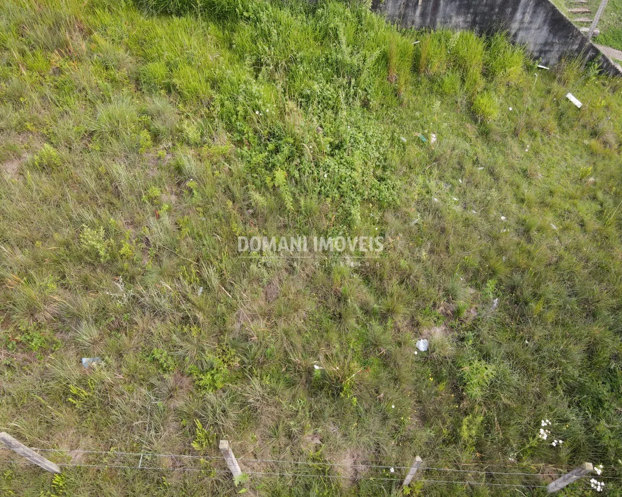 Terreno à venda de 320 m² em Campos do Jordão, SP, Brasil