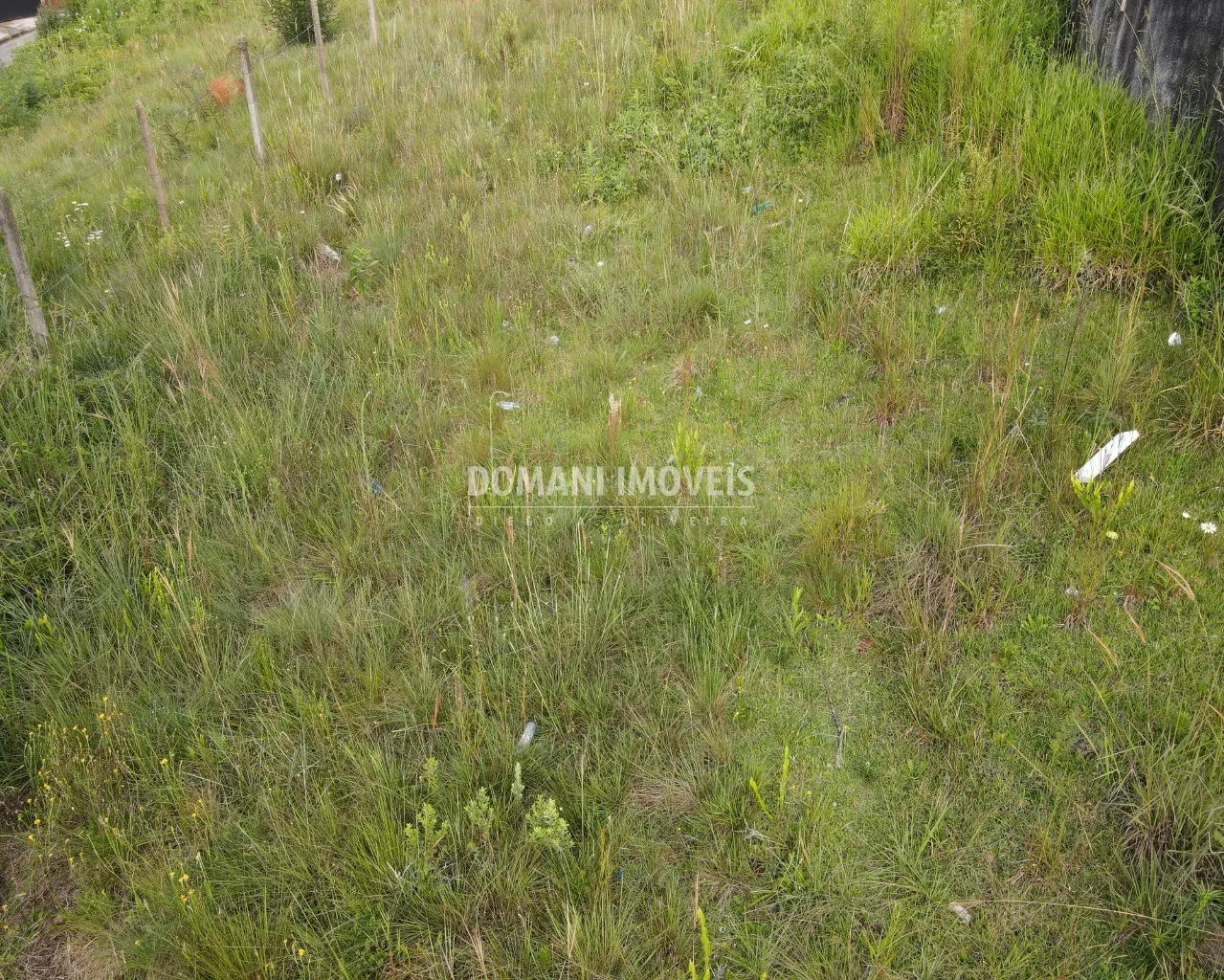 Terreno à venda de 320 m² em Campos do Jordão, SP, Brasil
