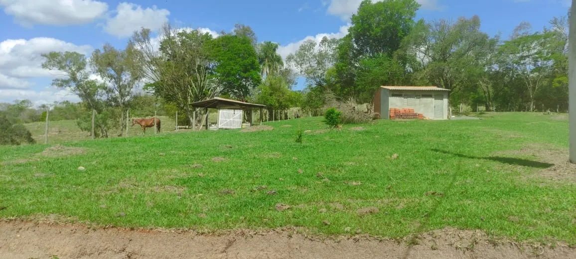 Fazenda à venda de 10 ha em Cesário Lange, SP, Brasil