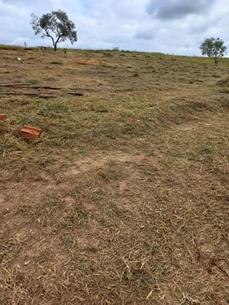 Chácara à venda de 1 ha em Pardinho, SP, Brasil