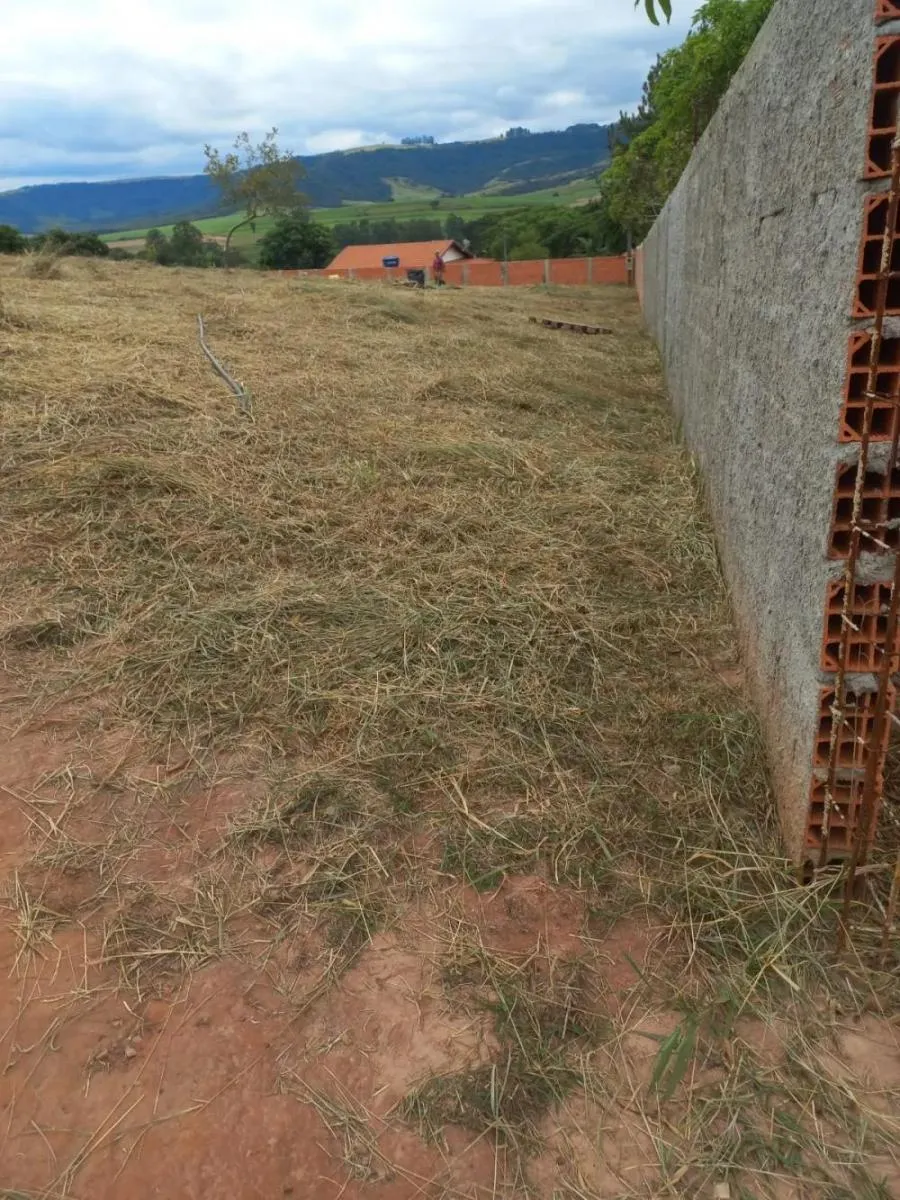 Chácara à venda de 1 ha em Pardinho, SP, Brasil