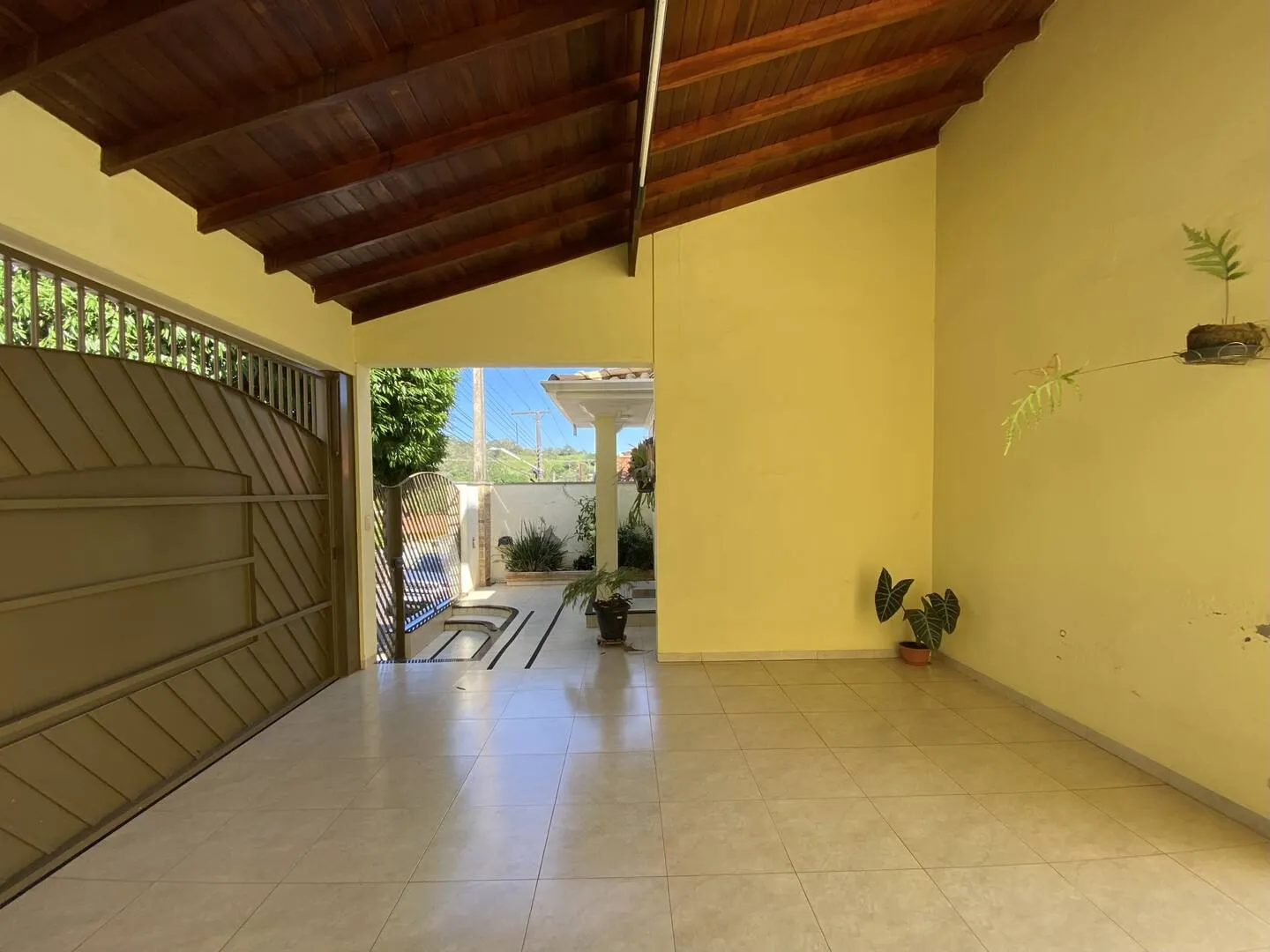 Casa à venda de 280 m² em Piraju, SP, Brasil