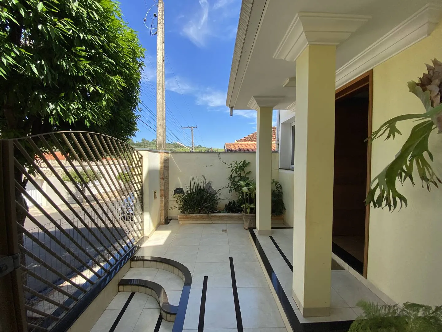 Casa à venda de 280 m² em Piraju, SP, Brasil
