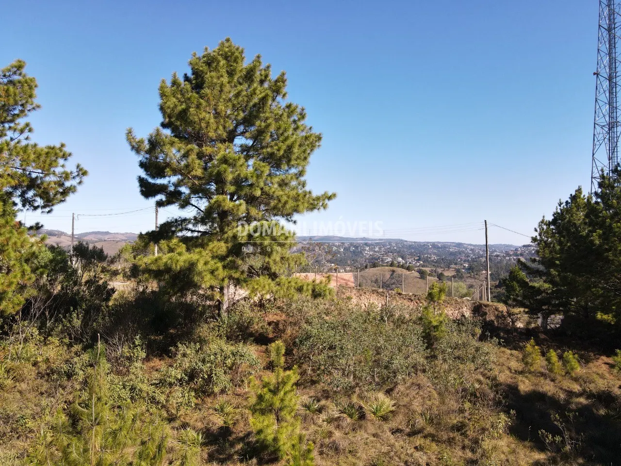 Terreno à venda de 1.470 m² em Campos do Jordão, SP, Brasil