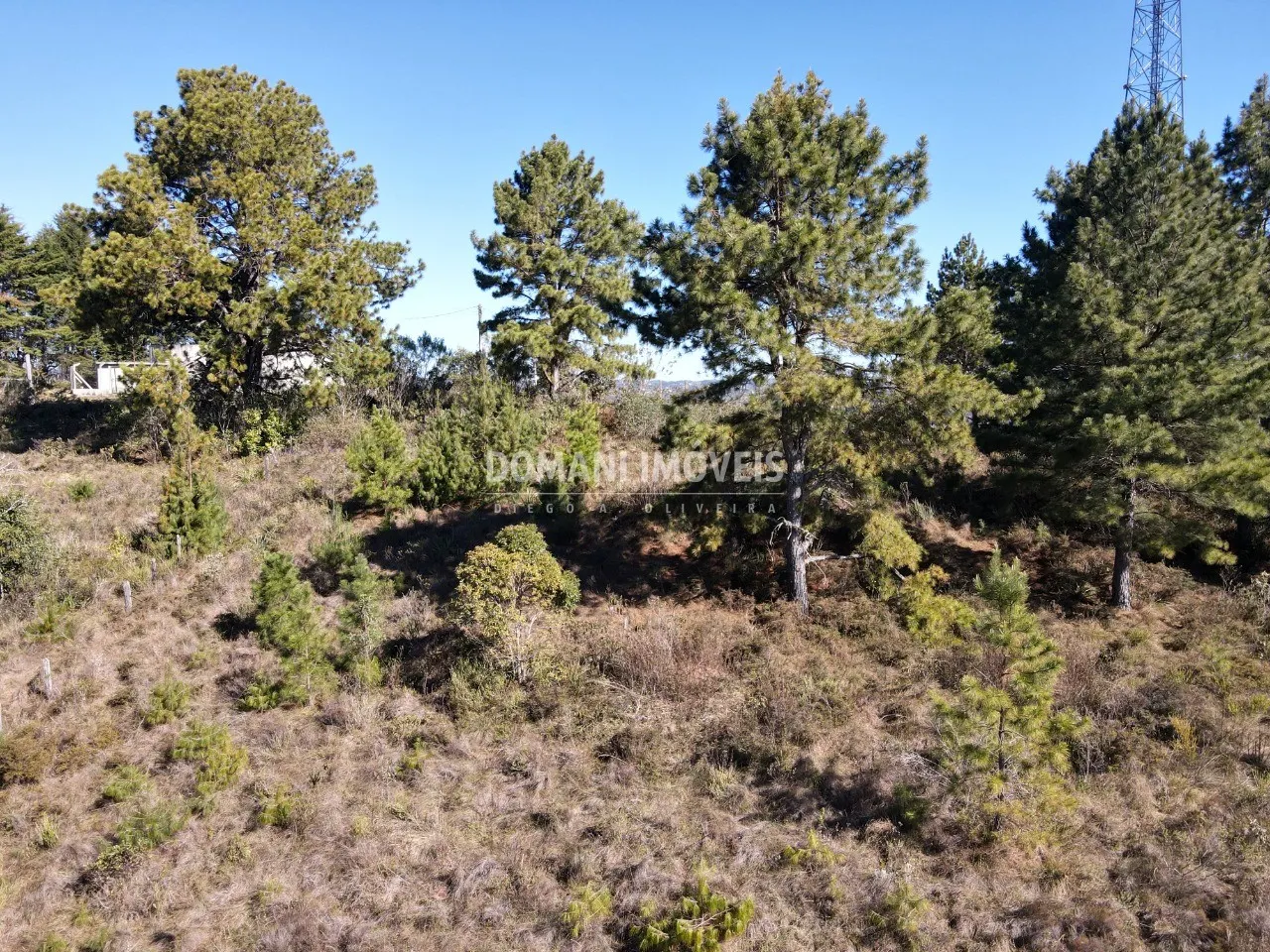 Terreno à venda de 1.470 m² em Campos do Jordão, SP, Brasil