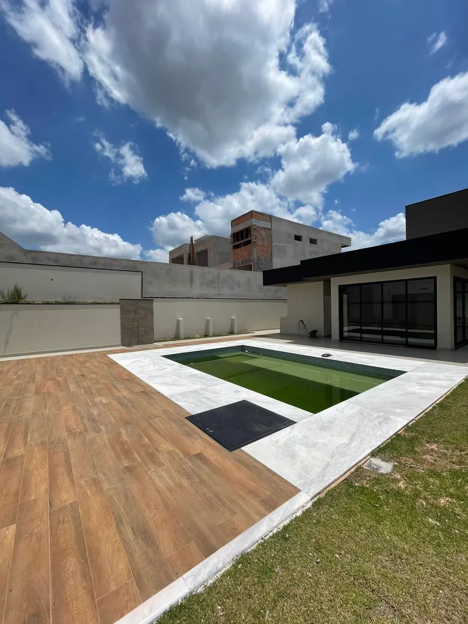 Casa à venda de 1.000 m² em Valinhos, SP, Brasil