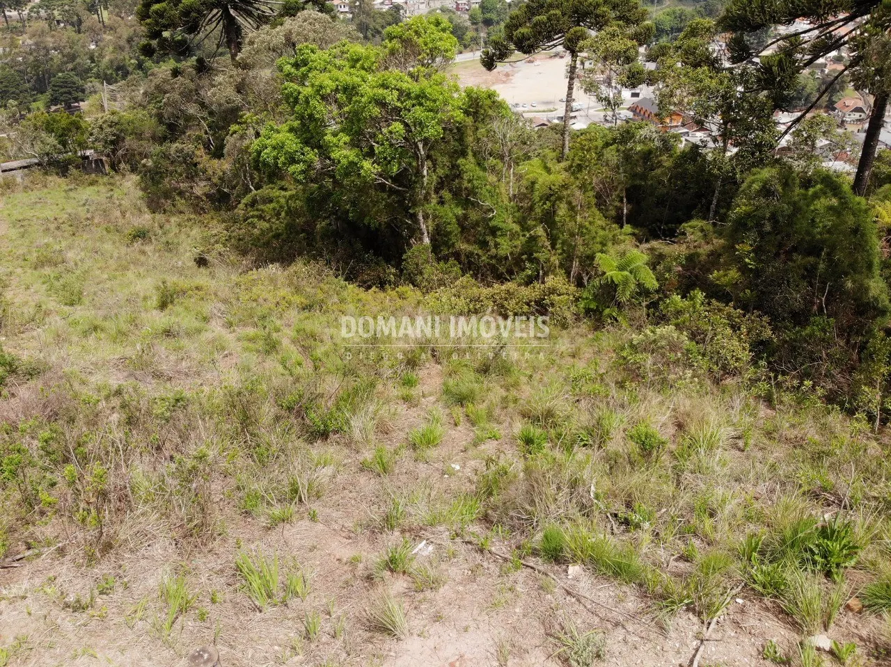 Terreno à venda de 1.750 m² em Campos do Jordão, SP, Brasil