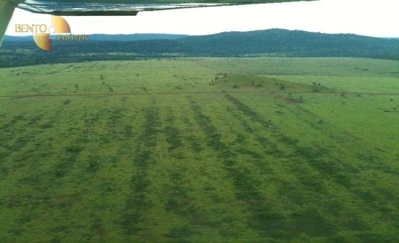 Fazenda à venda de 8.300 ha em Comodoro, MT, Brasil