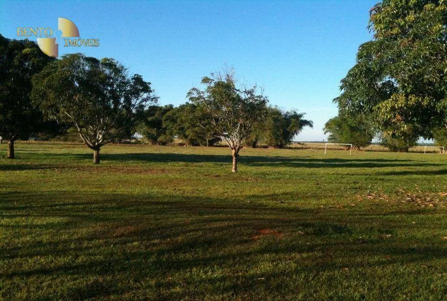 Fazenda à venda de 8.300 ha em Comodoro, MT, Brasil