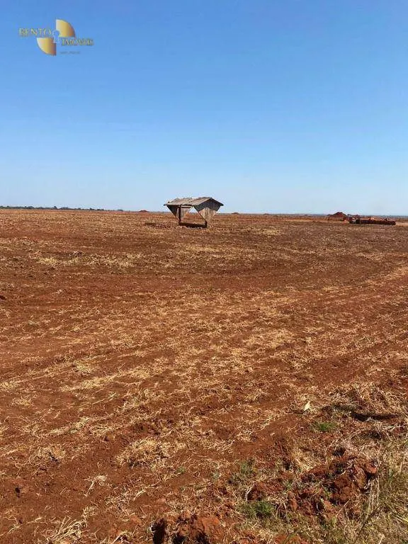 Fazenda à venda de 8.300 ha em Comodoro, MT, Brasil