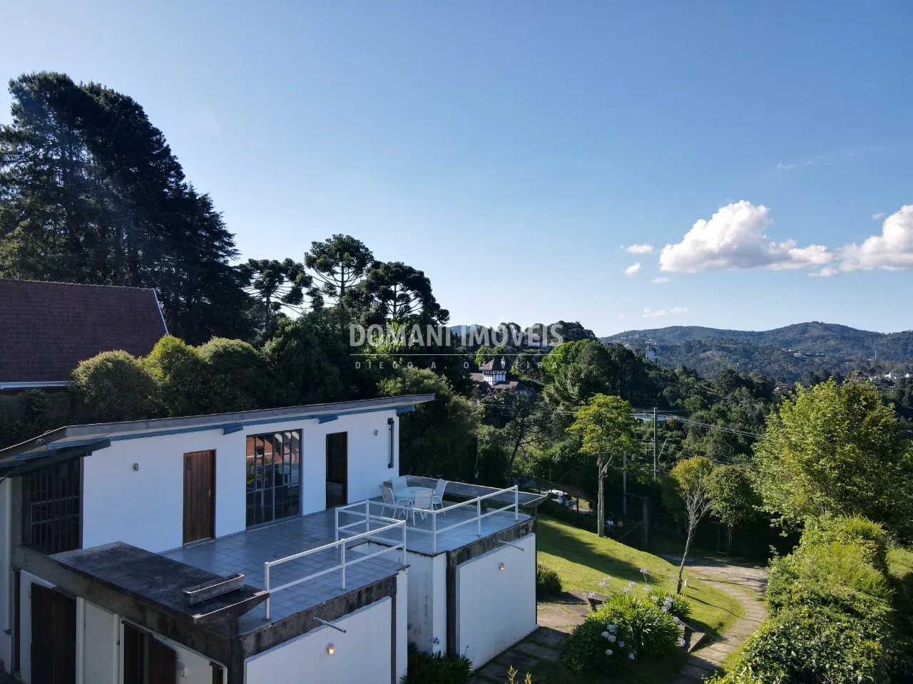 Casa à venda de 1.240 m² em Campos do Jordão, SP, Brasil