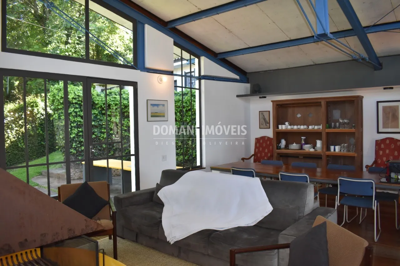 Casa à venda de 1.240 m² em Campos do Jordão, SP, Brasil