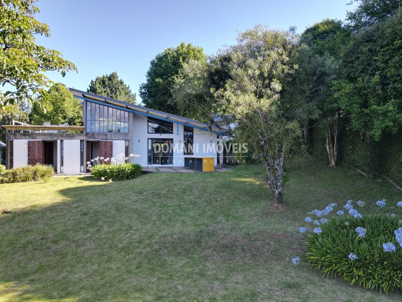 Casa à venda de 1.240 m² em Campos do Jordão, SP, Brasil