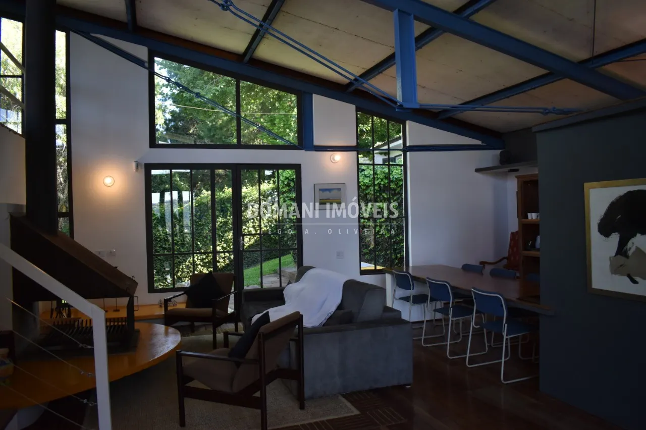 Casa à venda de 1.240 m² em Campos do Jordão, SP, Brasil