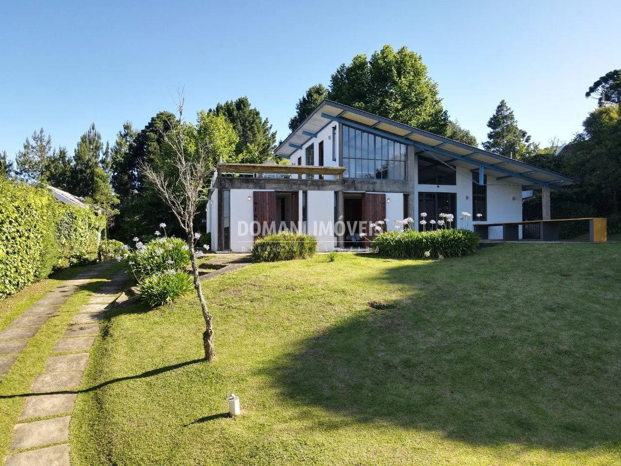 Casa à venda de 1.240 m² em Campos do Jordão, SP, Brasil