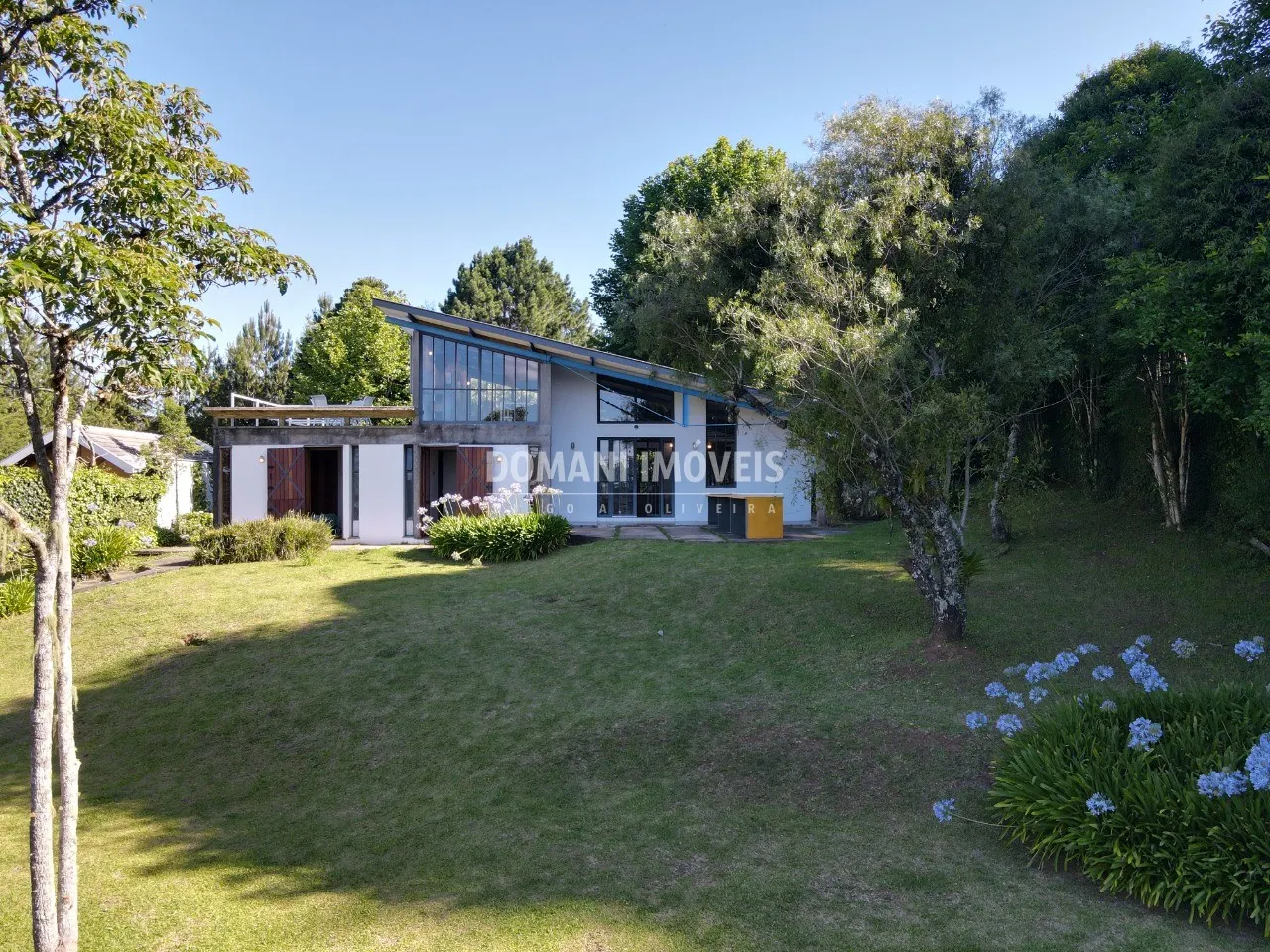 Casa à venda de 1.240 m² em Campos do Jordão, SP, Brasil