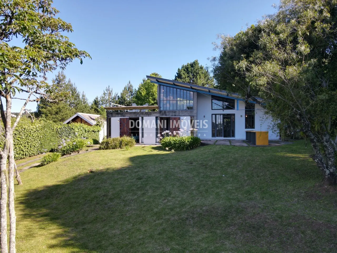 Casa à venda de 1.240 m² em Campos do Jordão, SP, Brasil