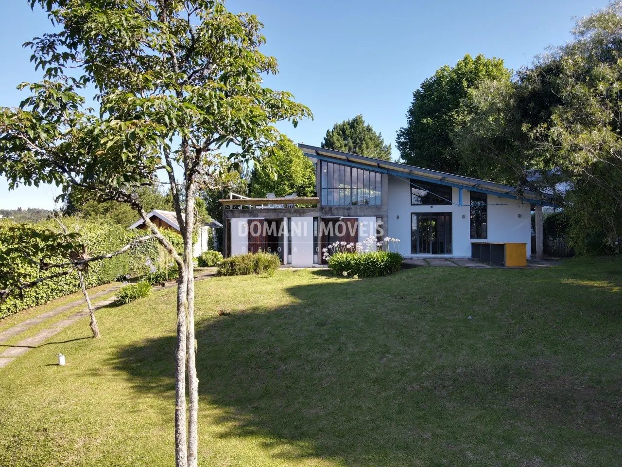 Casa à venda de 1.240 m² em Campos do Jordão, SP, Brasil
