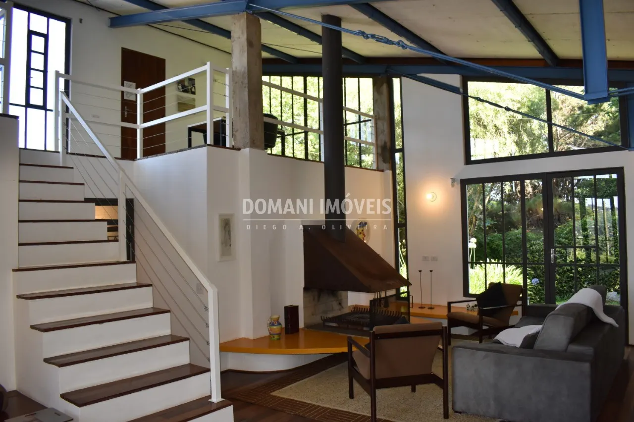 Casa à venda de 1.240 m² em Campos do Jordão, SP, Brasil