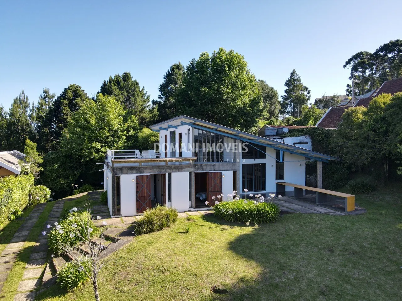 Casa à venda de 1.240 m² em Campos do Jordão, SP, Brasil