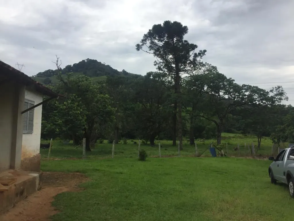 Sítio à venda de 4 ha em Serra Negra, SP, Brasil